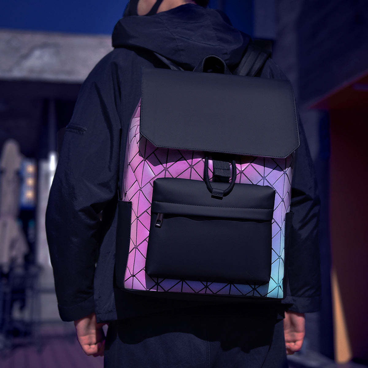 Diamond Pattern Men's Large Capacity Backpack - Image 3